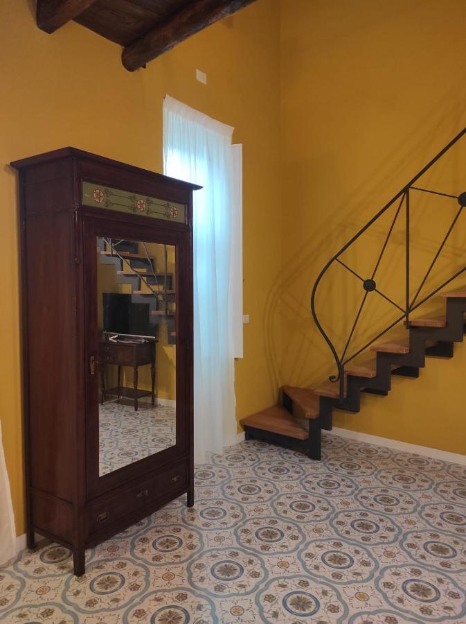 Dimora Lecerf Hotel Палермо Екстериор снимка