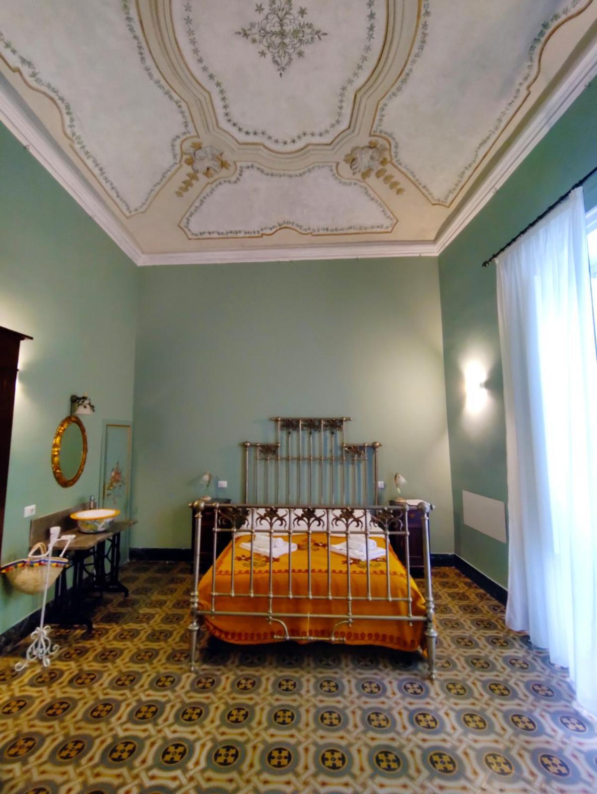 Dimora Lecerf Hotel Палермо Екстериор снимка